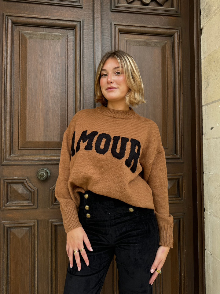 Pull en maille camel AMOUR noir