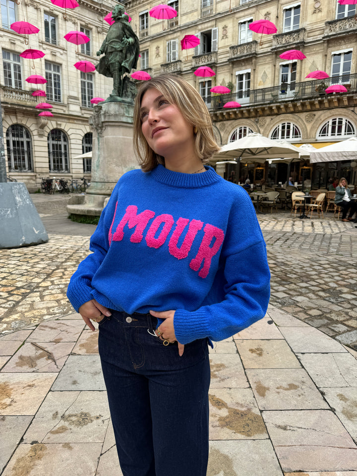 Pull en maille bleu roi AMOUR fuchsia