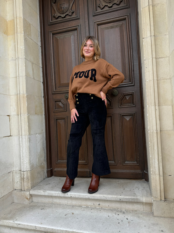 Pull en maille camel AMOUR noir