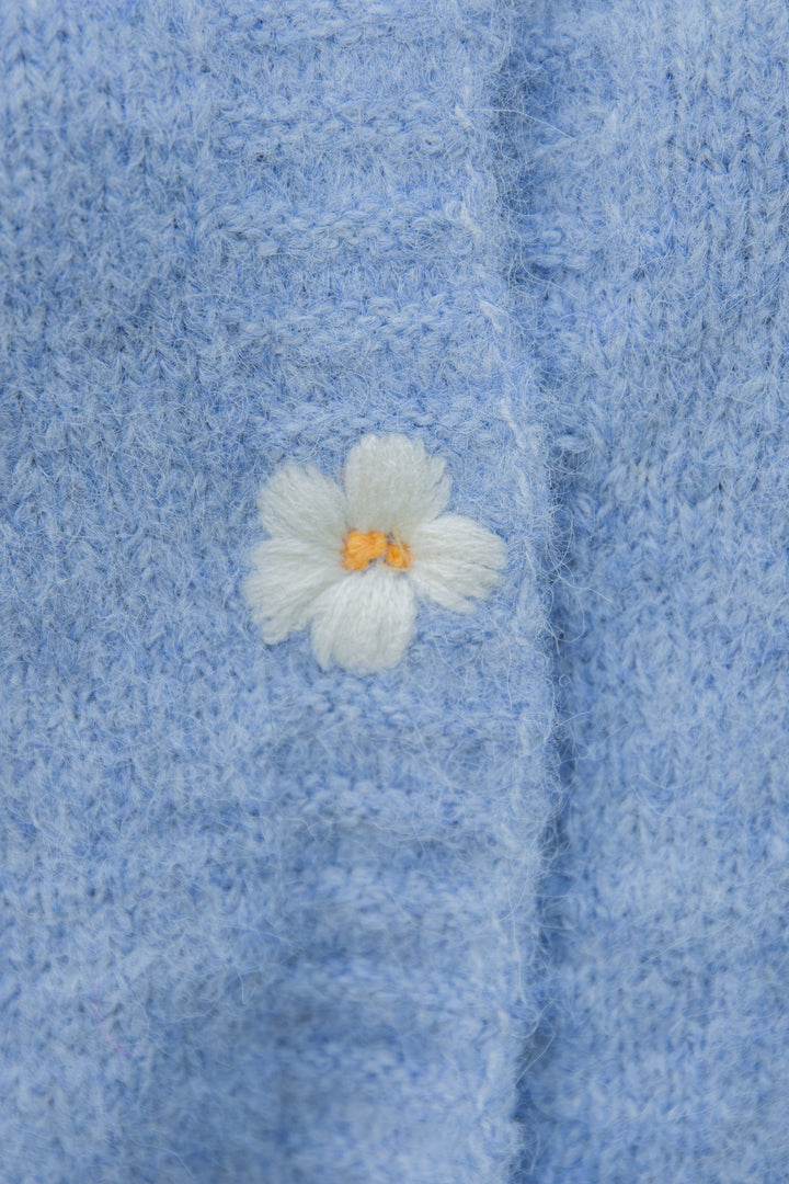 Gilet bleu lavande marguerites blanches CARMEN