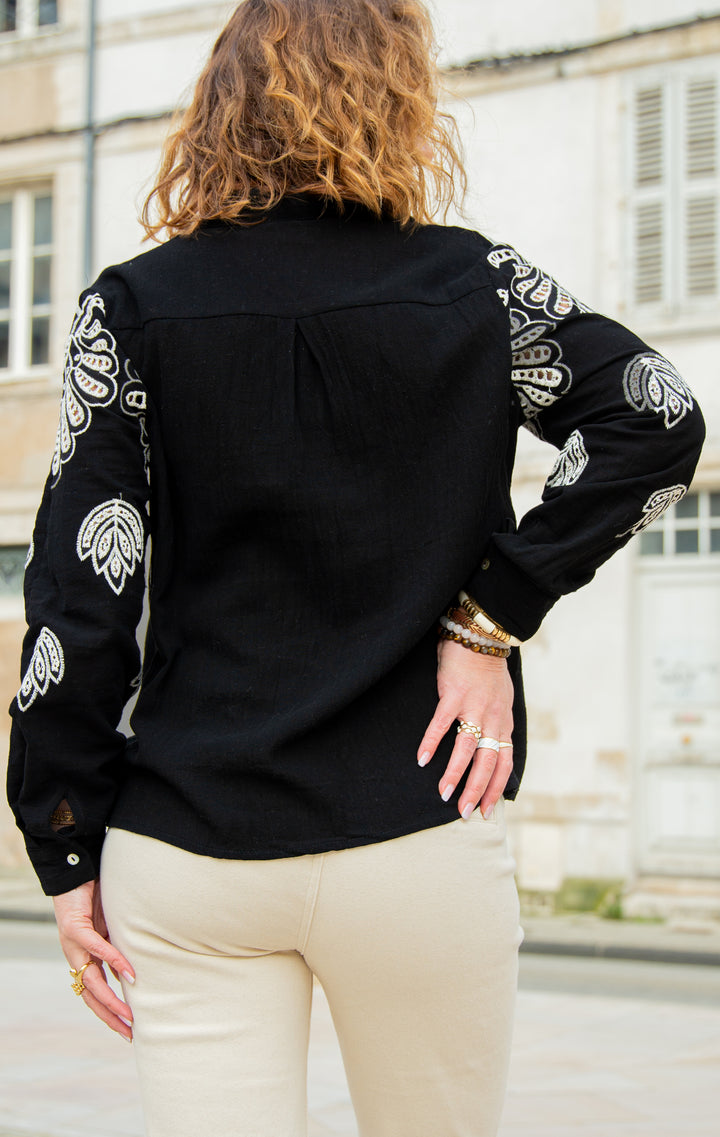 Chemise noire broderies écrues DULCE