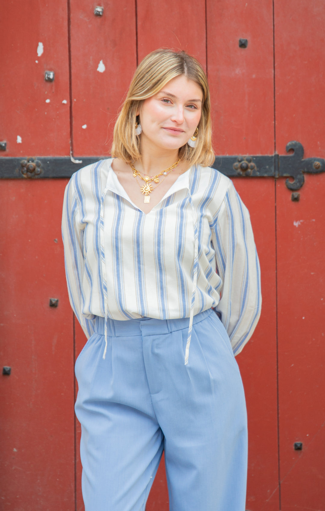 LISANDRA weiße Bluse mit blauen Streifen