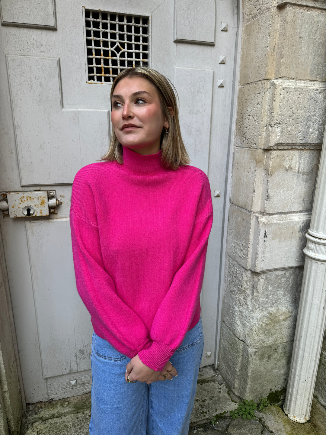 ABELLE – Rollkragenpullover in Fuchsie