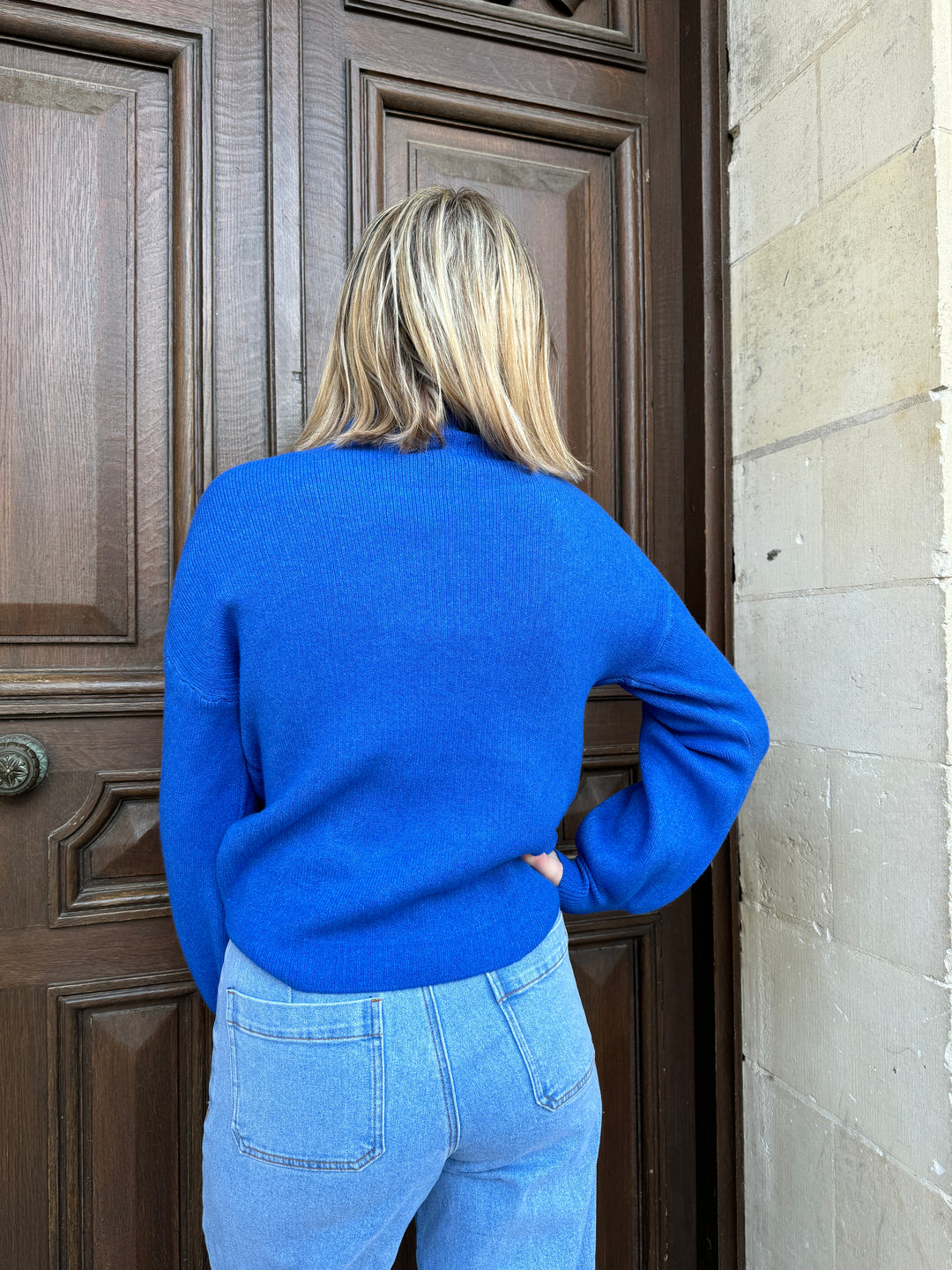 Pull bleu roi col cheminée ABELLE