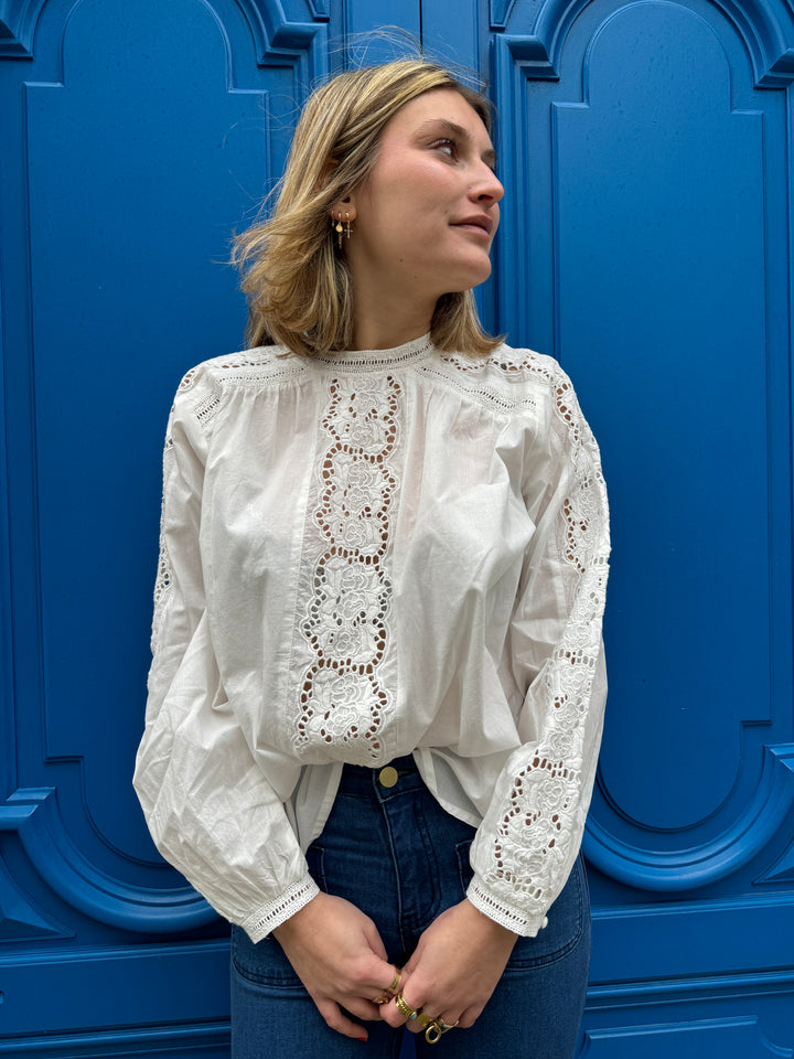 Blusa blanca con bordado inglés BETTY La Petite Etoile