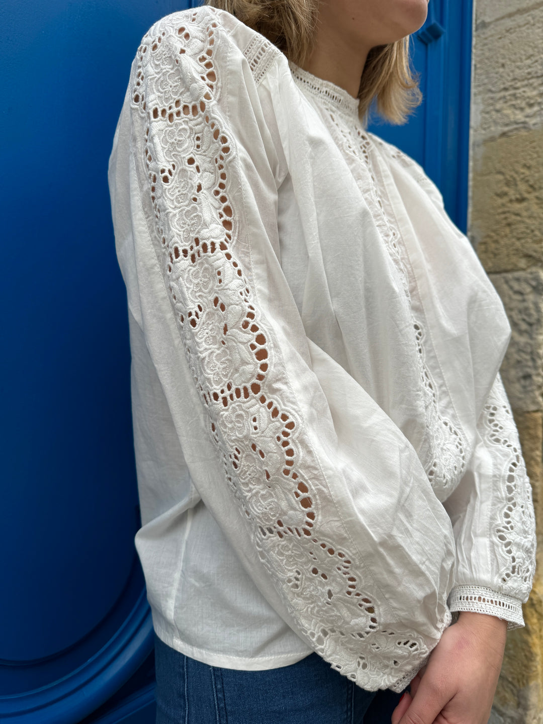 Blusa blanca con bordado inglés BETTY La Petite Etoile