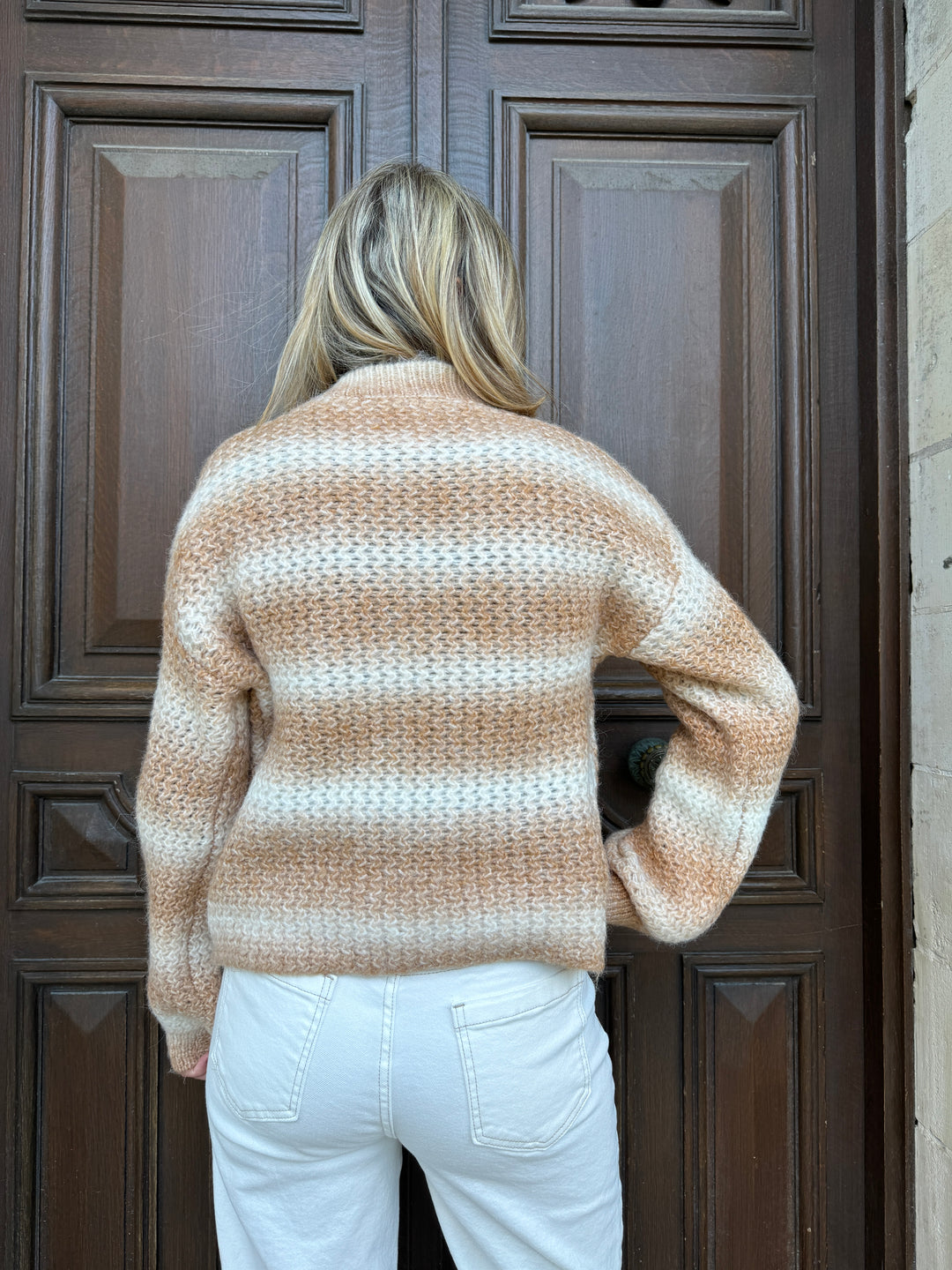 Kamel- und ecrufarbener Strickpullover JULIA