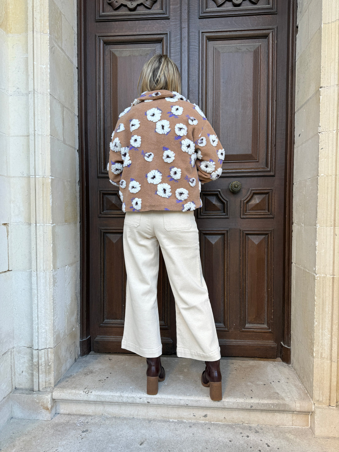 ANA Kamelhaarjacke mit weißen Blumen