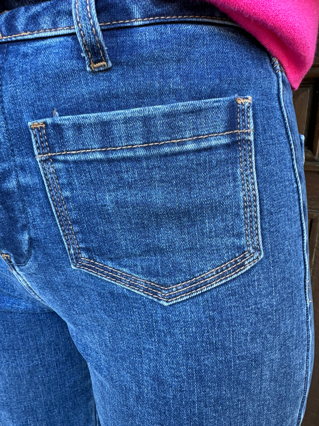 GASPARATE Jeans „Oraije“ aus dunklem Denim