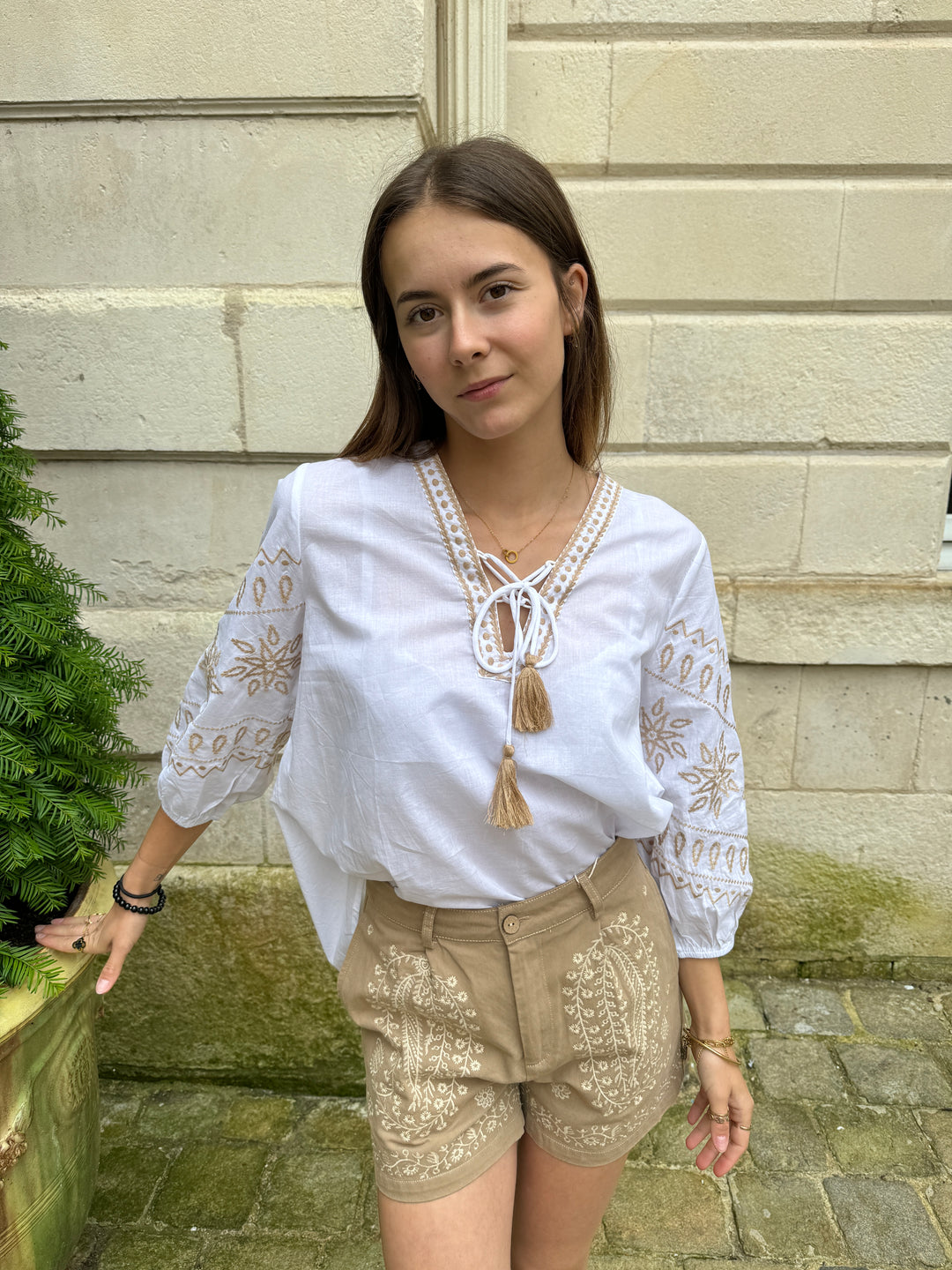 Blouse bohème blanche broderies camel JULIETTE