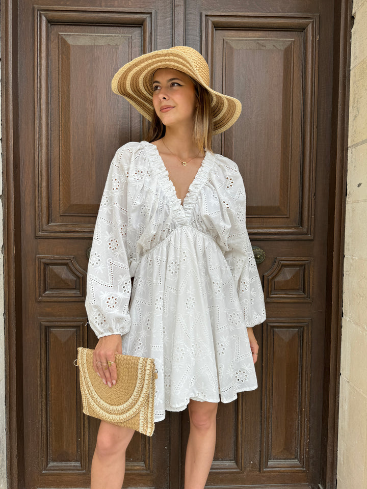 Vestido blanco con bordado inglés VALENTINA