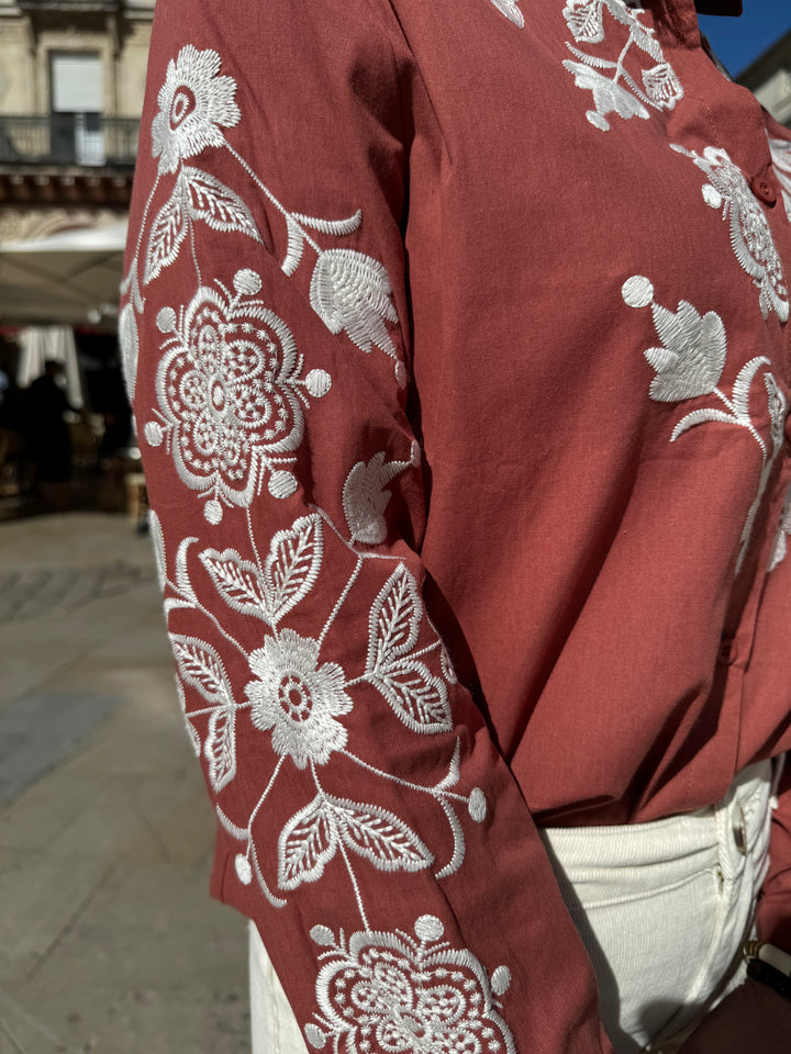 Chemise terracotta à broderie blanche AMELIE