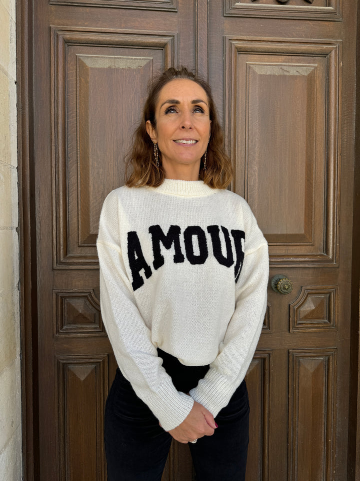 Pull en maille blanc AMOUR noir