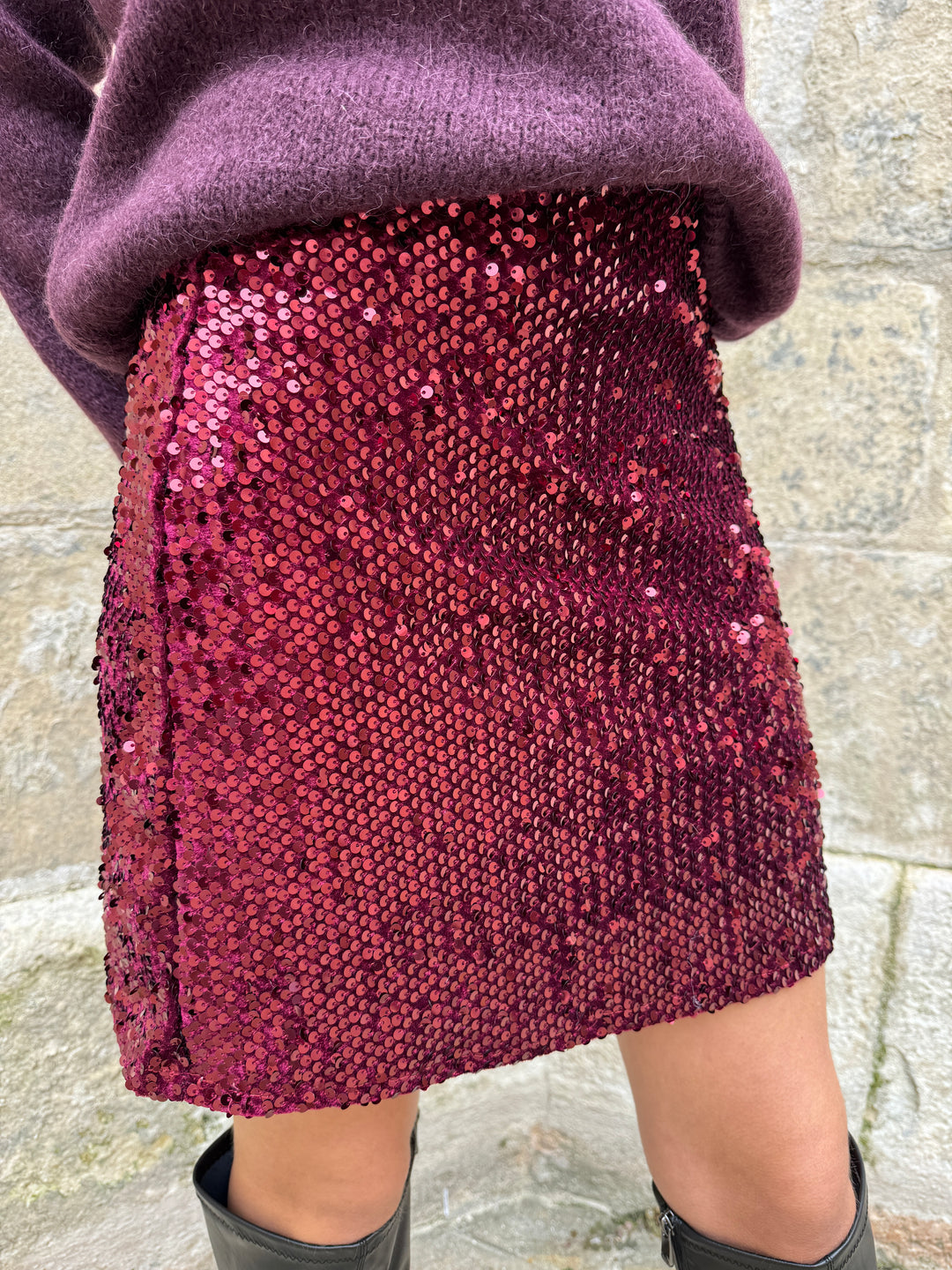 Jupe courte à sequins bordeaux CALIPSO